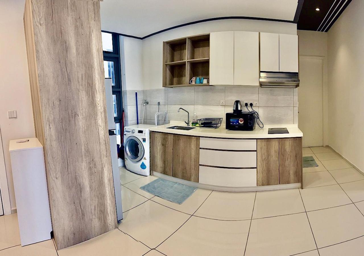 Robertson By Jr' Homes Apartment