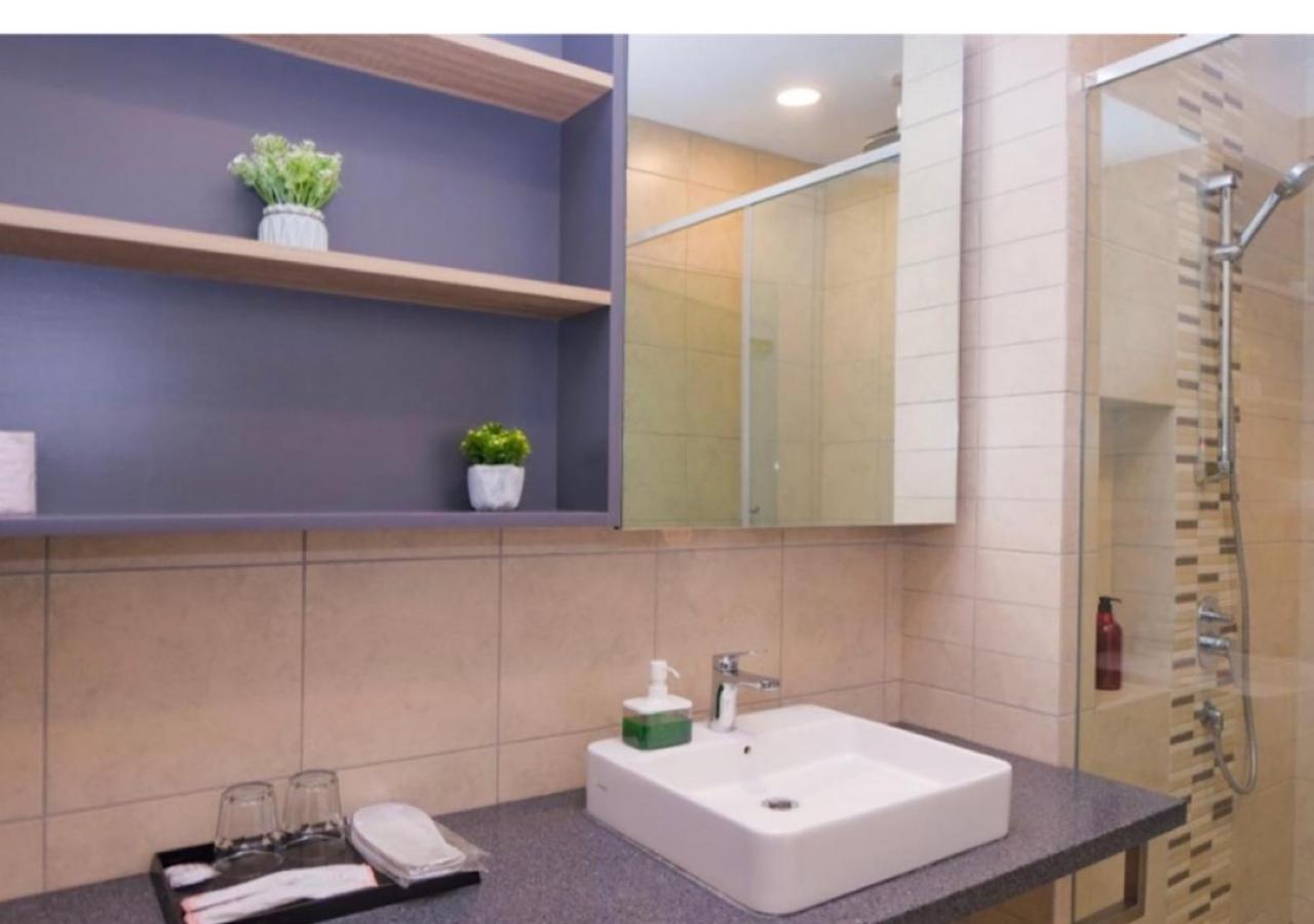 Robertson By Jr' Homes Apartment
